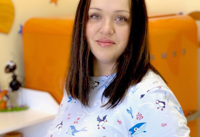 Анна Грозовська — помічник вихователя, Чудо Клуб